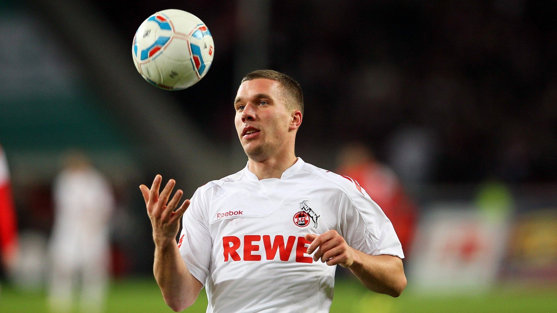 未来五年中国篮球产业链布局逐步完善,篮球产业规模