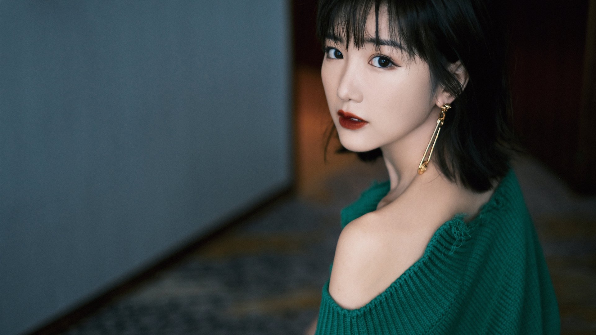 中国篮球青训教练员能力提升与专业发展规划研究，青少年篮球教练员的职业素养