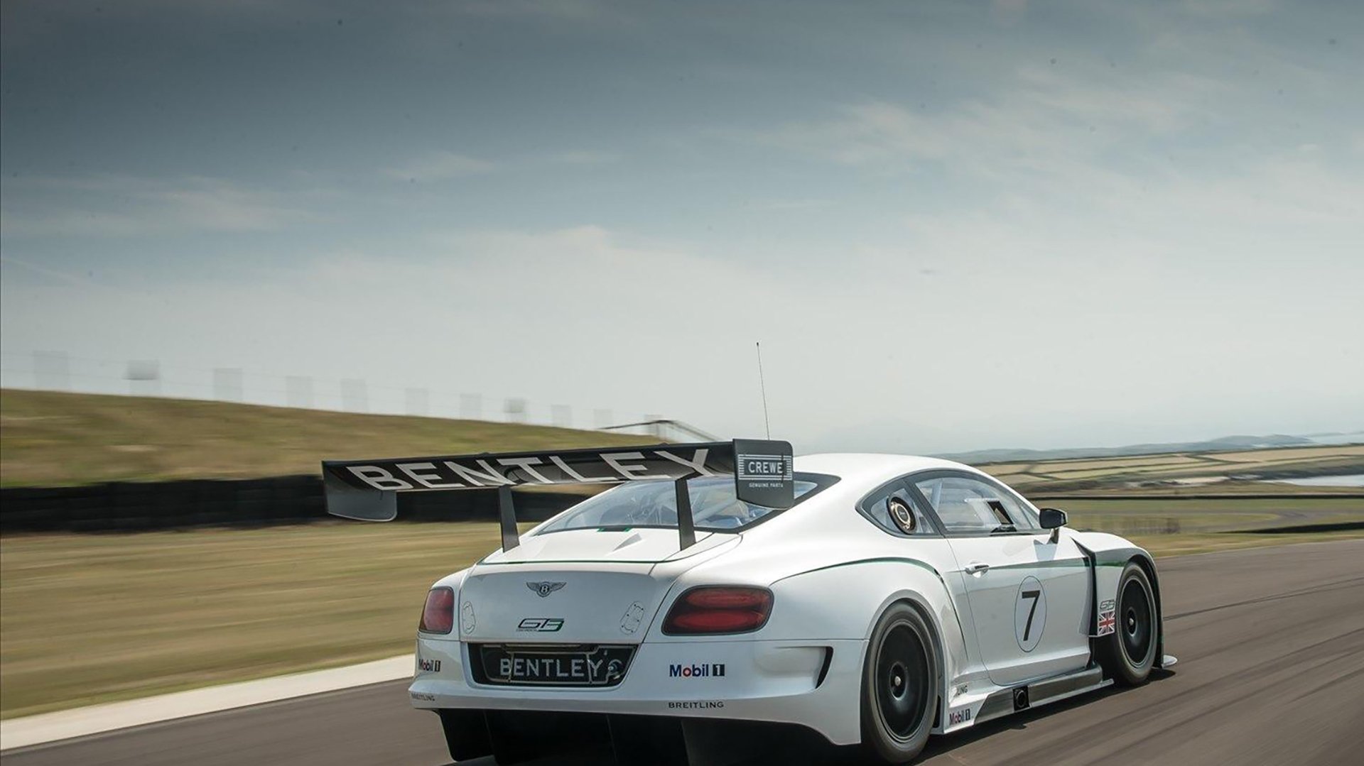 中国女篮在国际热身赛中不断进步，中国女篮热身比赛